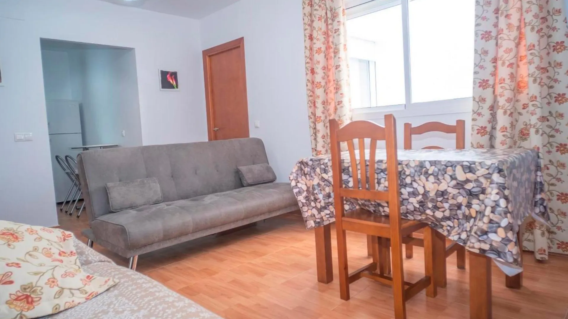 Apartamentos Relajantes En Conil Con Parking Disponible Conil De La Frontera 0*,
