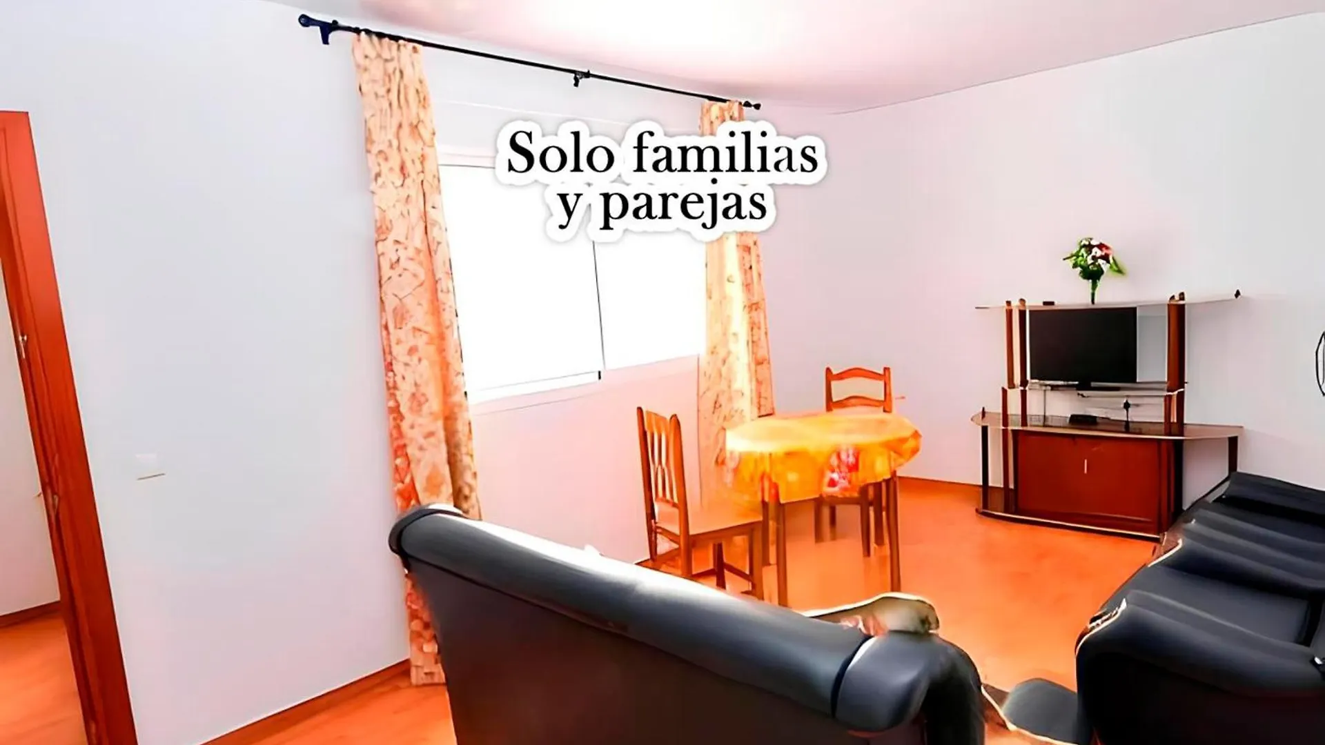 Apartamentos Relajantes En Conil Con Parking Disponible Conil De La Frontera